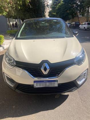 RENAULT CAPTUR 1.6 16V SCE FLEX LIFE X-TRONIC RENAULT CAPTUR 1.6 16V SCE FLEX LIFE X-TRONIC